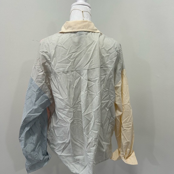 Forever21 Oversized multi-coloured striped medium shirt - Picture 2 of 3